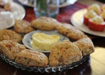 Almond Ginger Pear Scones Recipe - TheRecipe.Website