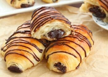 Petit Pain au Chocolate - TheRecipe.Website