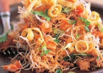 Thai Sweet and Sour Fried Noodles - Mee Grob - TheRecipe.Website