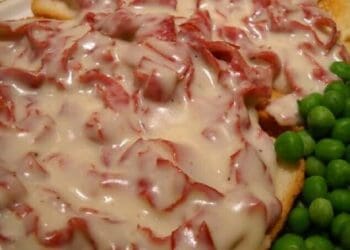 Creamed Chipped Beef on Toast - TheRecipe.Website