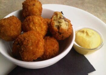 Bitterballen - Dutch Meatball Hors d'Oeuvre