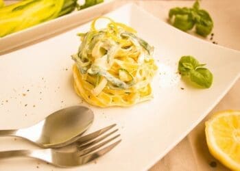 Fettuccine with Lemon Sauce - TheRecipe.Website