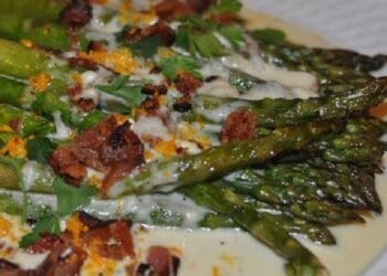 Asparagus with Brie Sauce - TheRecipe.Website