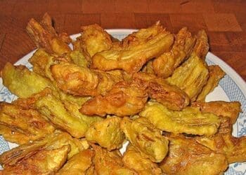 Fried Artichoke Hearts - Carciofi Fritti