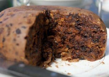 Plum Pudding with Brandy Butter - TheRecipe.Website