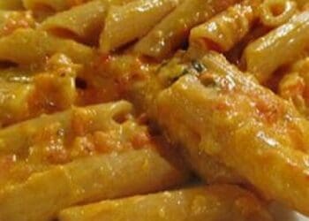 Rigatoni in Vodka Cream Sauce - Rigatoni alla Bettola