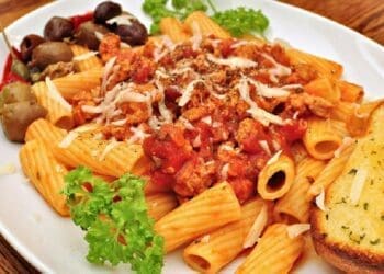Rigatoni with Sausage and Peppers