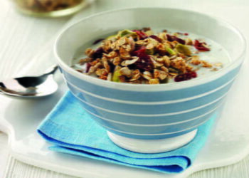 Honeyed Muesli Crunch - TheRecipe.Website