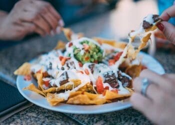Quick Nachos - TheRecipe.Website