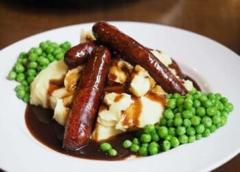 Sausage and Onion Gravy - TheRecipe.Website