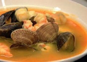 Cioppino - Italian Seafood Chowder Recipe - TheRecipe.Website