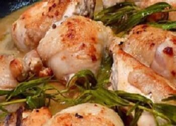 French Chicken with Tarragon (Poulet au Blanc a l'Estragon)