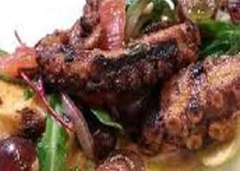 Grilled Octopus - Oktapodi sta Karvuna