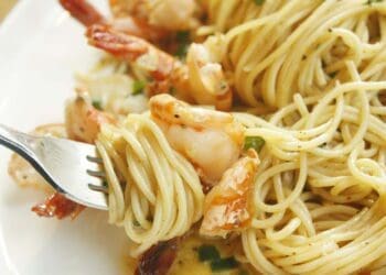 Shrimp and Soft Cheese Pasta