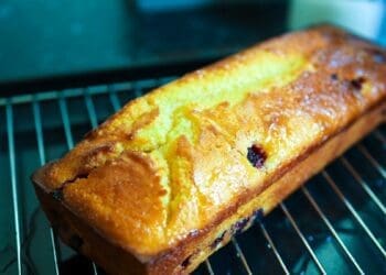 Lemon Drizzle Cake