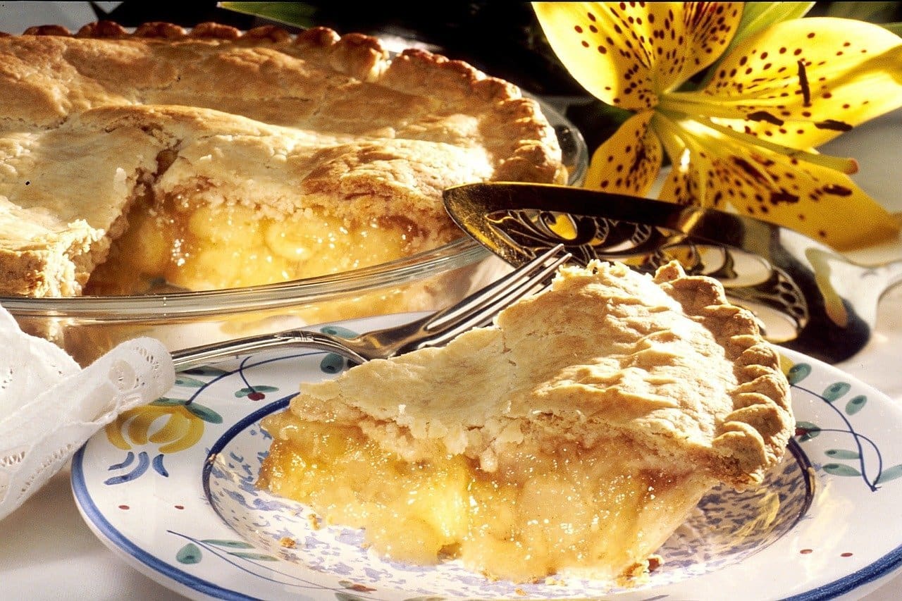 Amazing Apple Pie Recipe - TheRecipe.Website