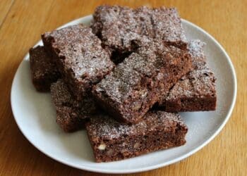 One Bowl Chocolate Brownies Recipe - TheRecipe.Website