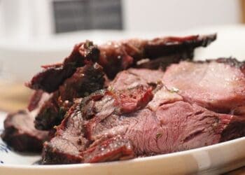 Christmas Roast Beef Recipe - TheRecipe.Website