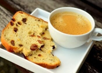 Sumptuous Sultana Bread Recipe - TheRecipe.Website