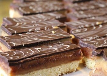 Mums Millionaires Shortbread Recipe - TheRecipe.Website