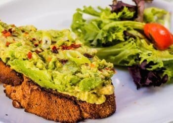 Smashed Chilli Avocado on Toast Recipe - TheRecipe.Website