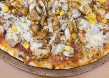 Chicken and Mushroom Pizza Recipe - TheRecipe.Website