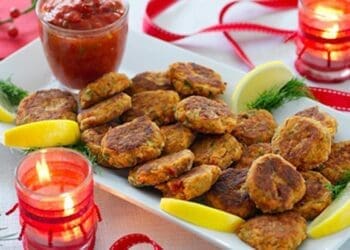 Sweet Potato Crab Cakes with Green Chilli Dip Recipe - TheRecipe.Website