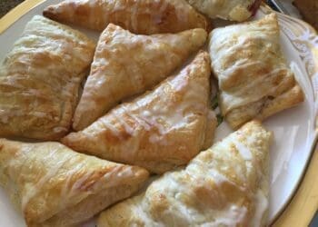 Amazing Apple Turnovers Recipe - TheRecipe.Website