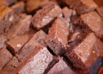Beautiful Boston Brownies Recipe - TheRecipe.Website