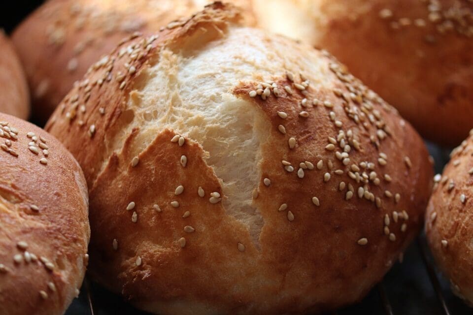 Sesame Seed Buns Recipe - TheRecipe.Website