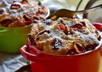 Small Plum Cakes Recipe - TheRecipe.Website