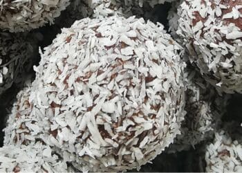 Danish Havregrynskugler Recipe - TheRecipe.Website