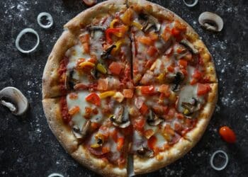 Mushroom and Bell Pepper Pizza Recipe - TheRecipe.Website