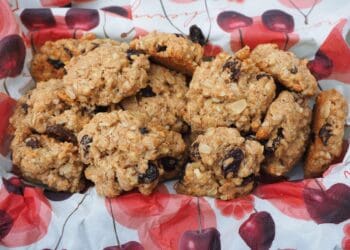 Oat Raisin Biscuits Recipe - TheRecipe.Website