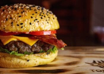 Hungry Hamburger Recipe - TheRecipe.Website