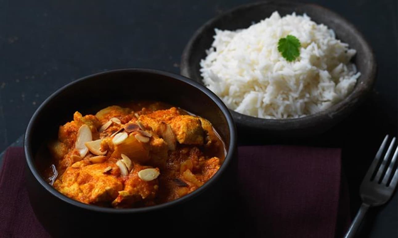 Quick Chicken Korma Recipe - TheRecipe.Website