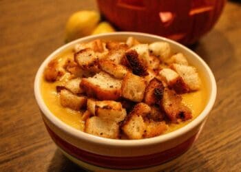 Garlic Croutons Recipe - TheRecipe.Website