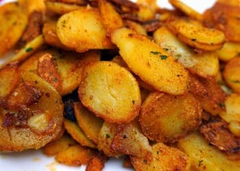 Paprika Potato Slices Recipe - TheRecipe.Website