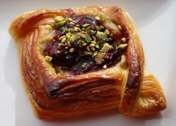Blackberry Danish Recipe - TheRecipe.Website