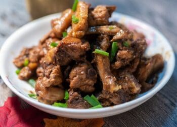 Cantonese Ginger Chicken Recipe - TheRecipe.Website