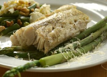 Steamed Cod with Asparagus Recipe - TheRecipe.Website