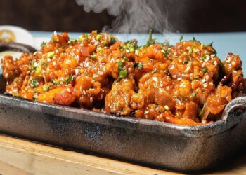 Crispy Sticky Chicken Recipe - TheRecipe.Website