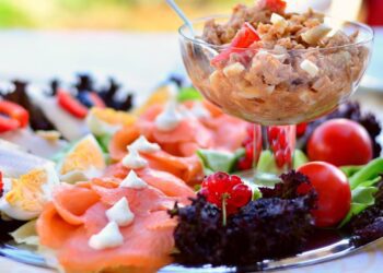 Seafood Salad Platter Recipe - TheRecipe.Website