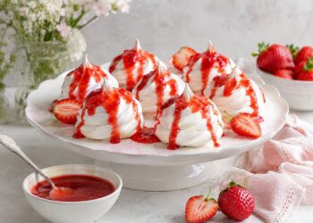 Meringue Coulis Recipe - TheRecipe.Website